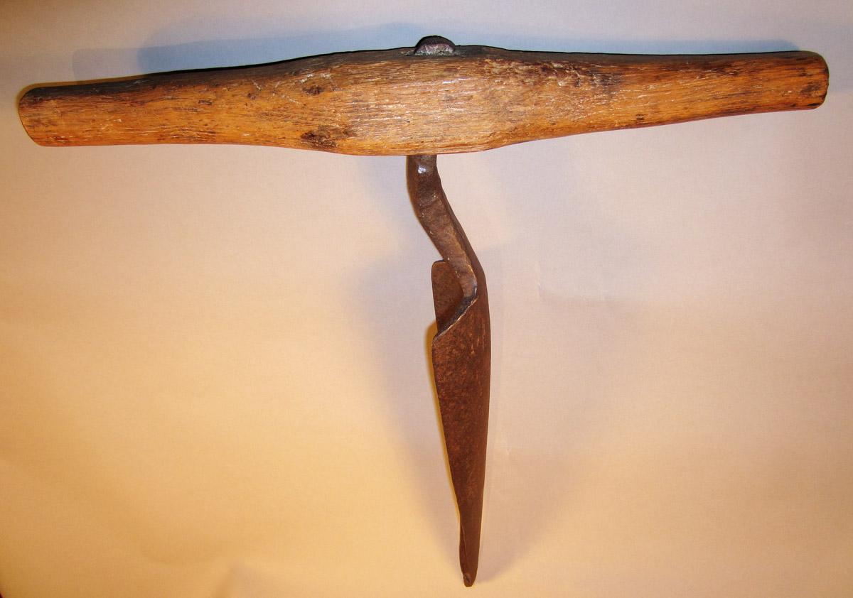 1957.0026.101 Auger, View 1