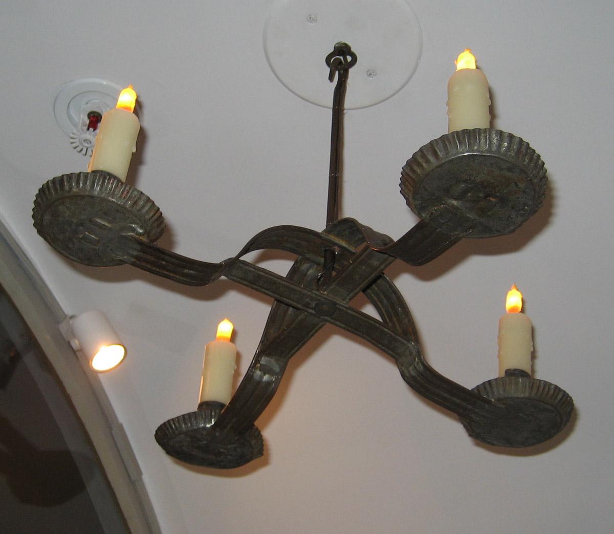 1966.0994 Chandelier