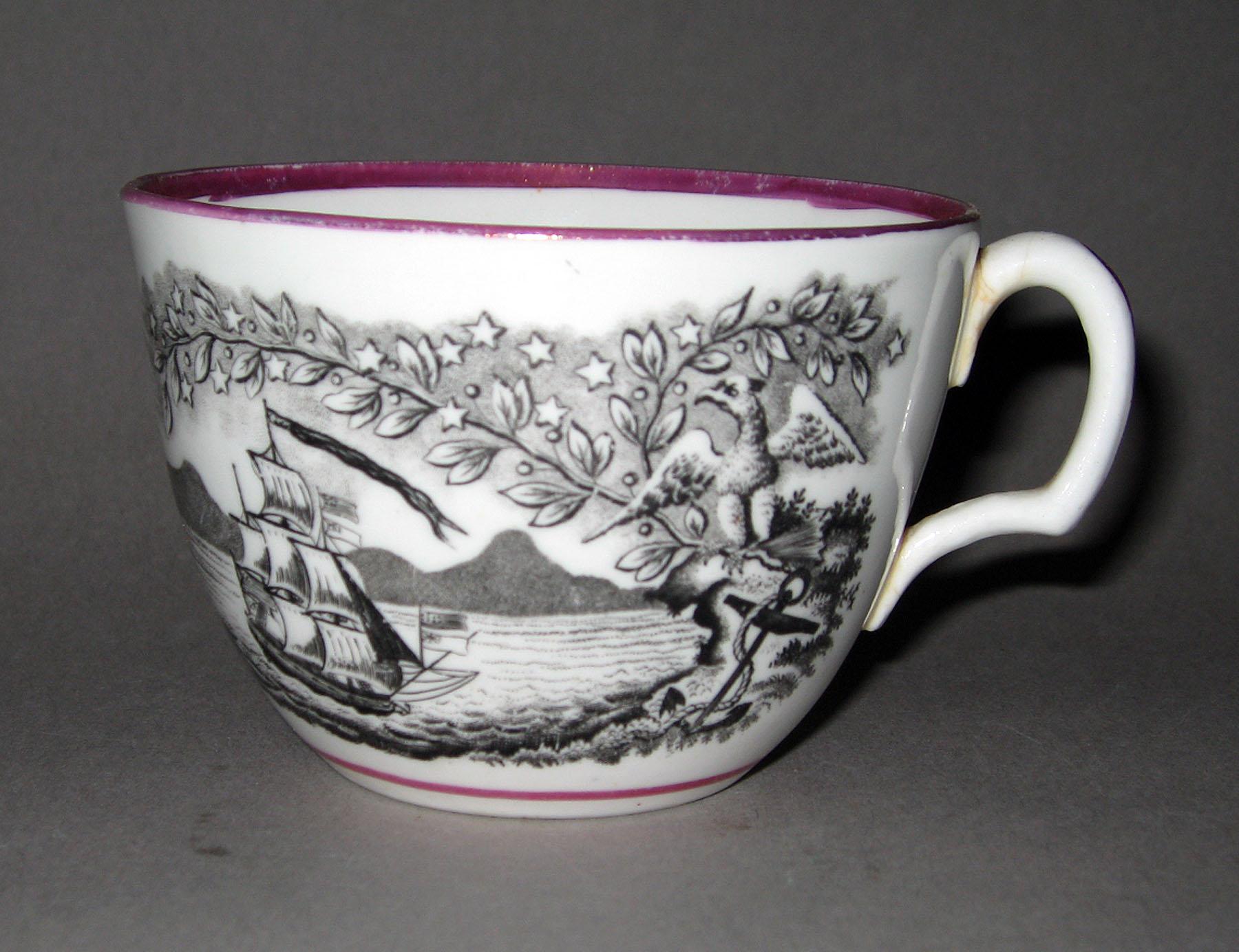 1966.1023.014 Lusterware tea cup