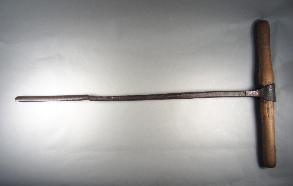 1957.0026.107 A-B Shell auger, View 2