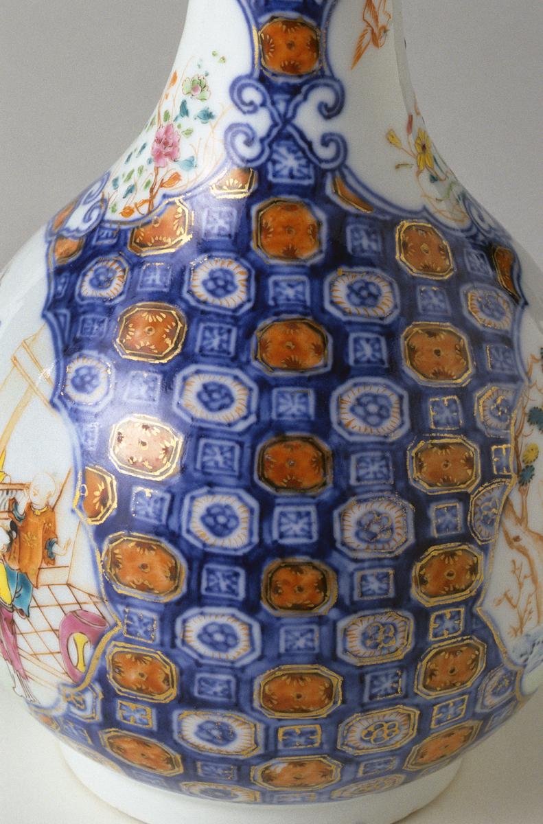 1966.1029 Bottle, Detail
