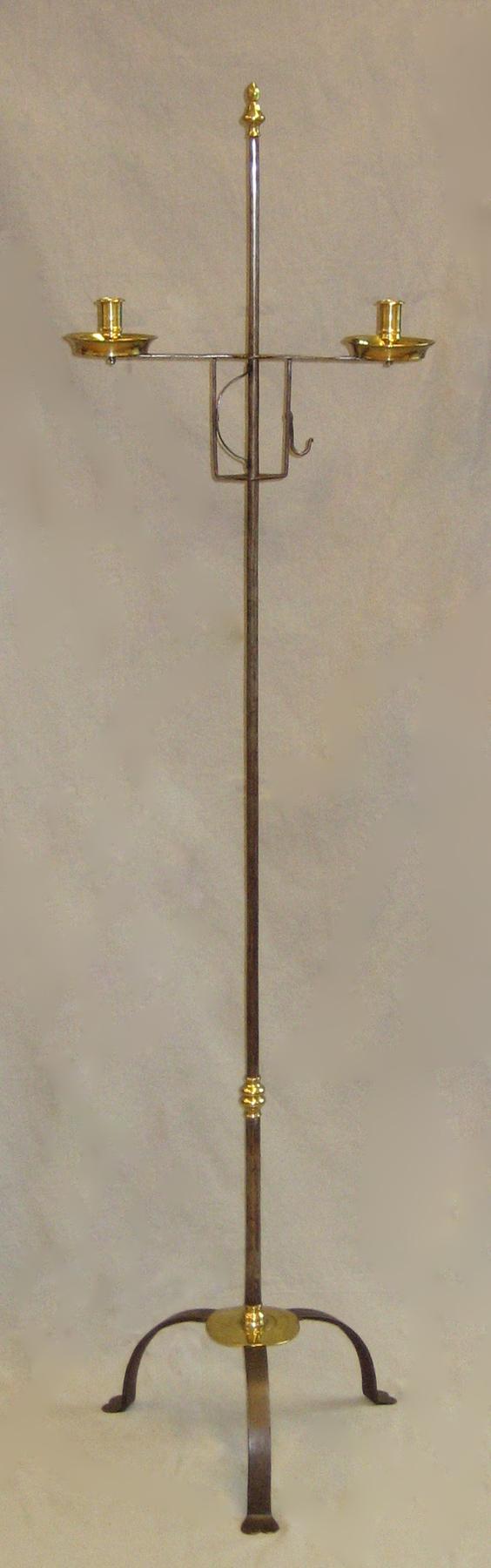 1966.1031 Candlestand