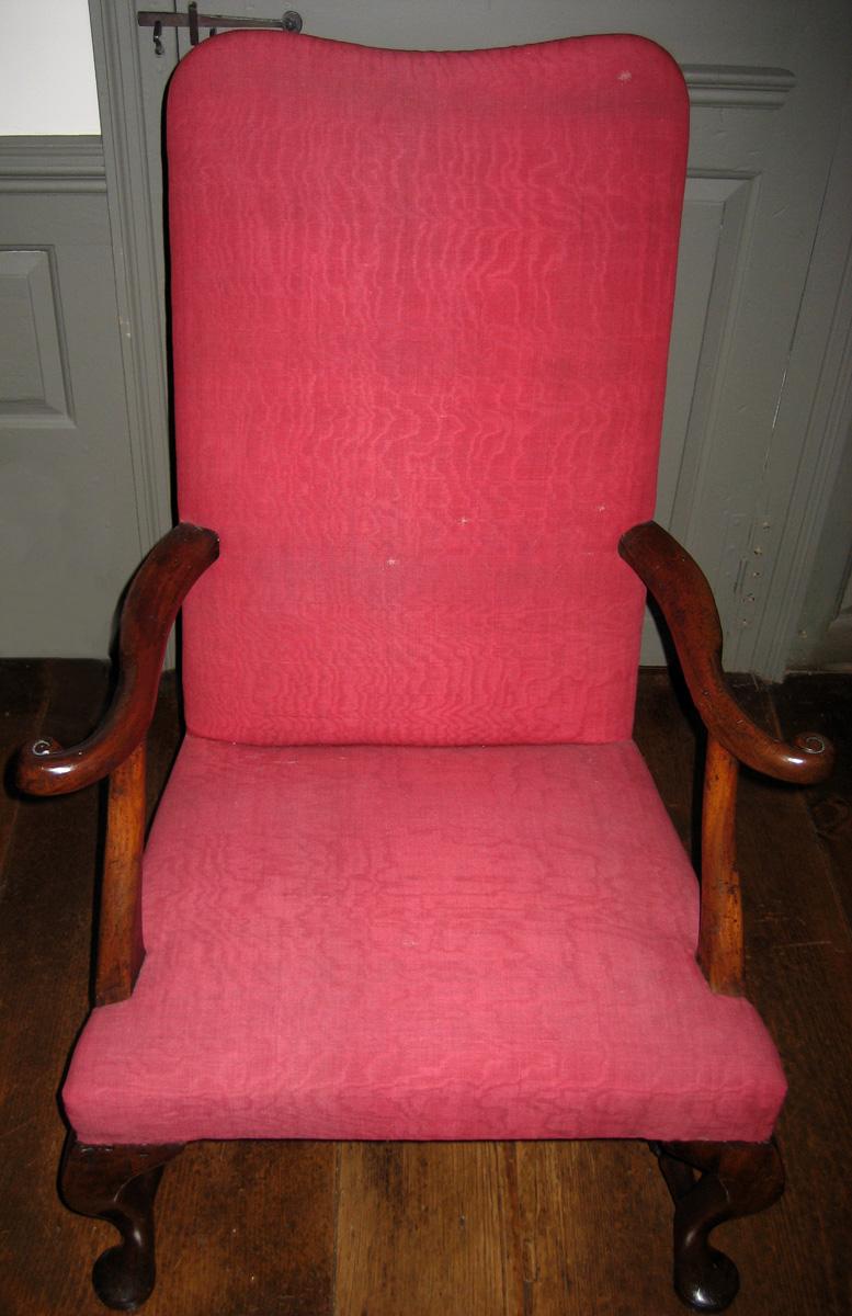1966.1034 Arm chair view 2
