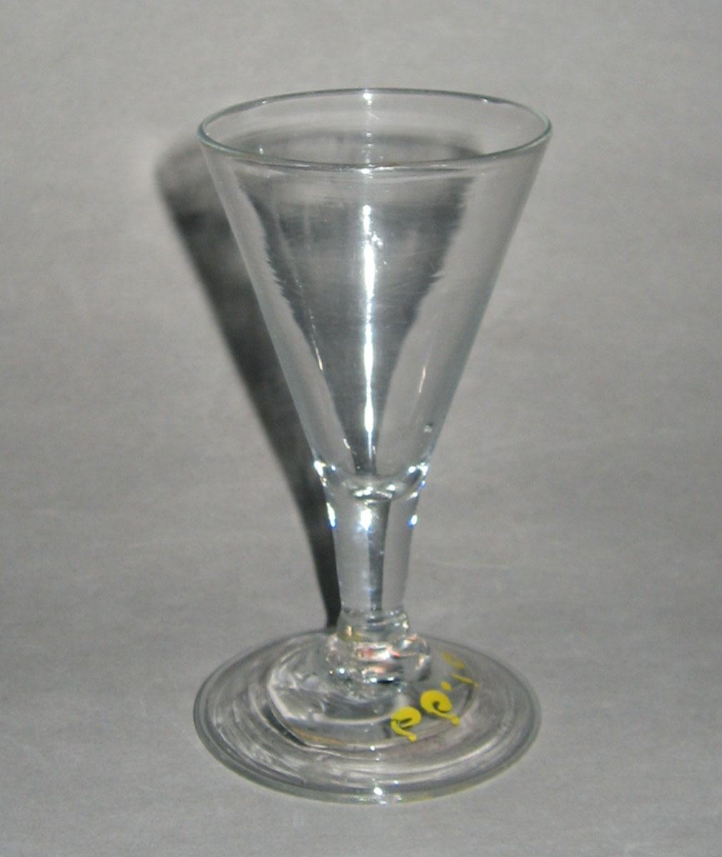 1966.1046 Colorless glass wineglass