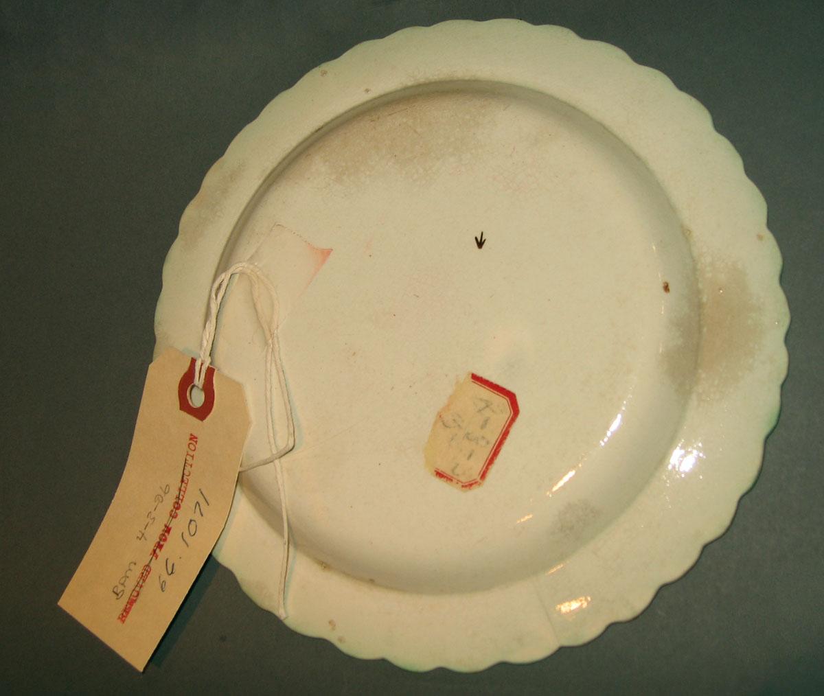 1966.1071 Pearlware plate (underside)