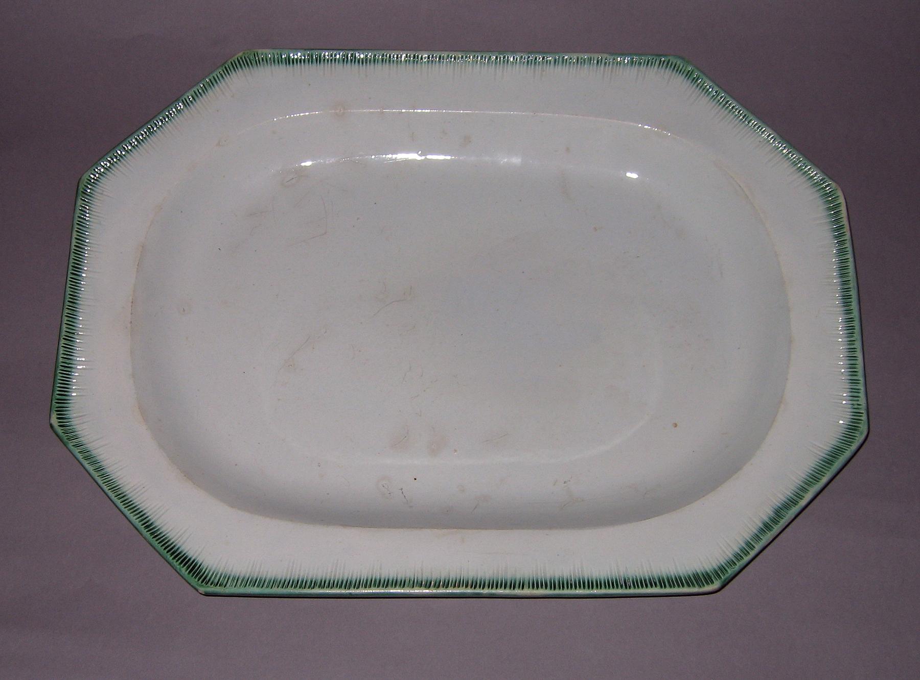 1966.1089 Dish