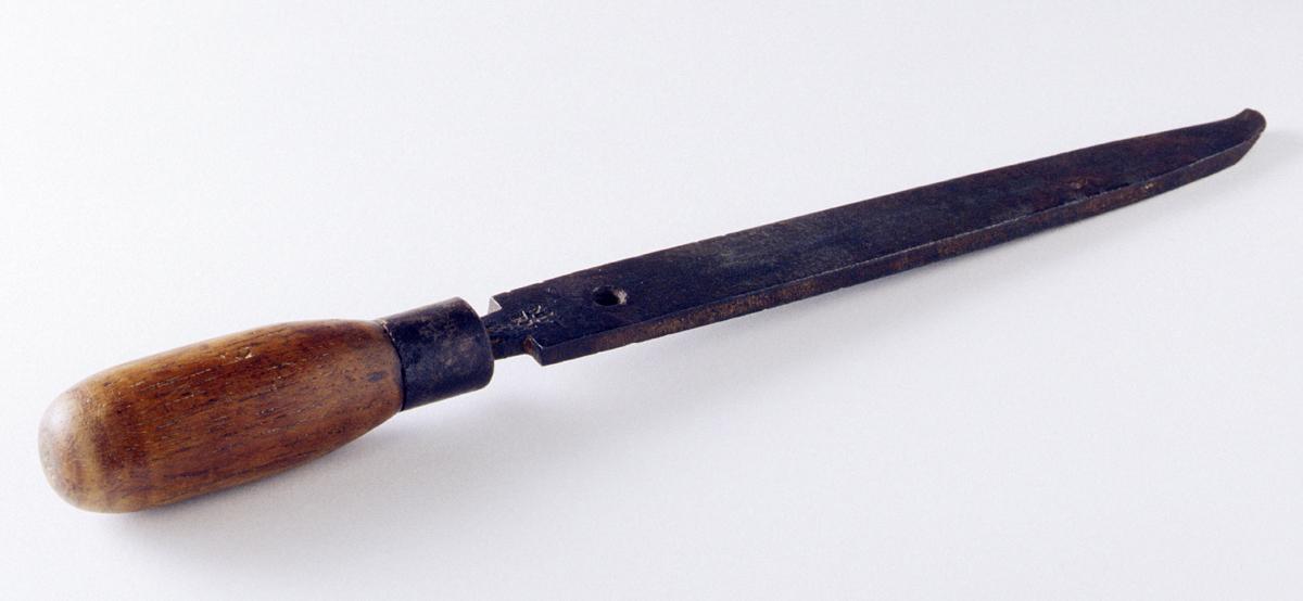 1957.0026.122 Turning Chisel