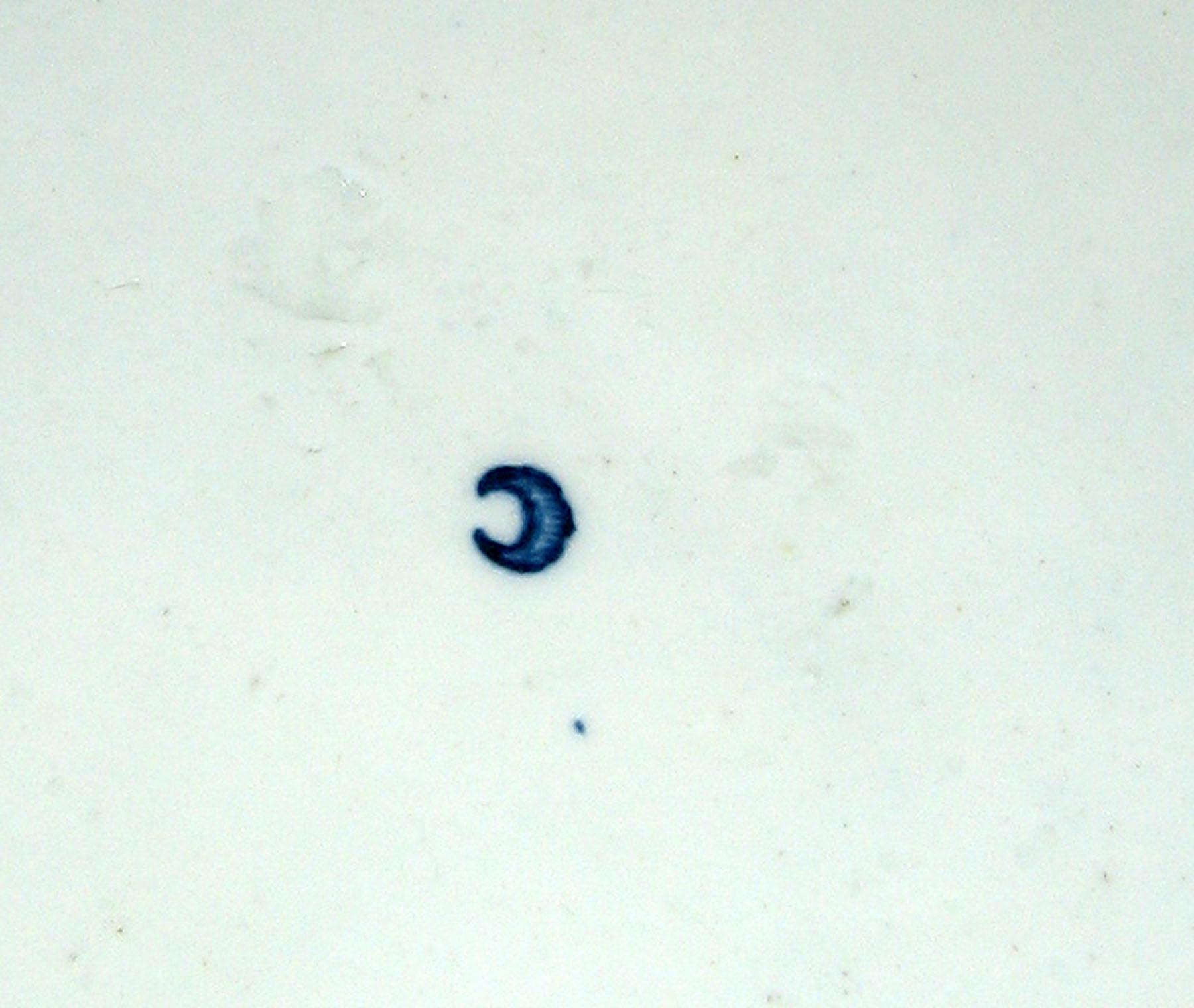 1966.1134 Plate (mark)