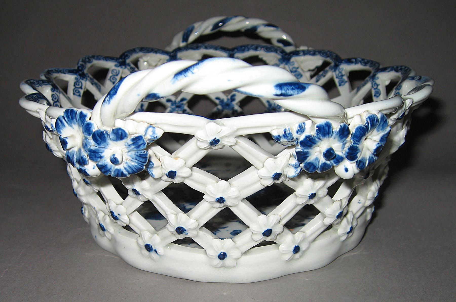1966.1139 Basket (narrow end)