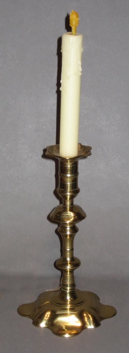1952.0211.001 Candlestick