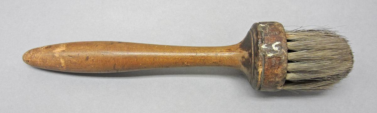 1966.1141, Brush, side 1