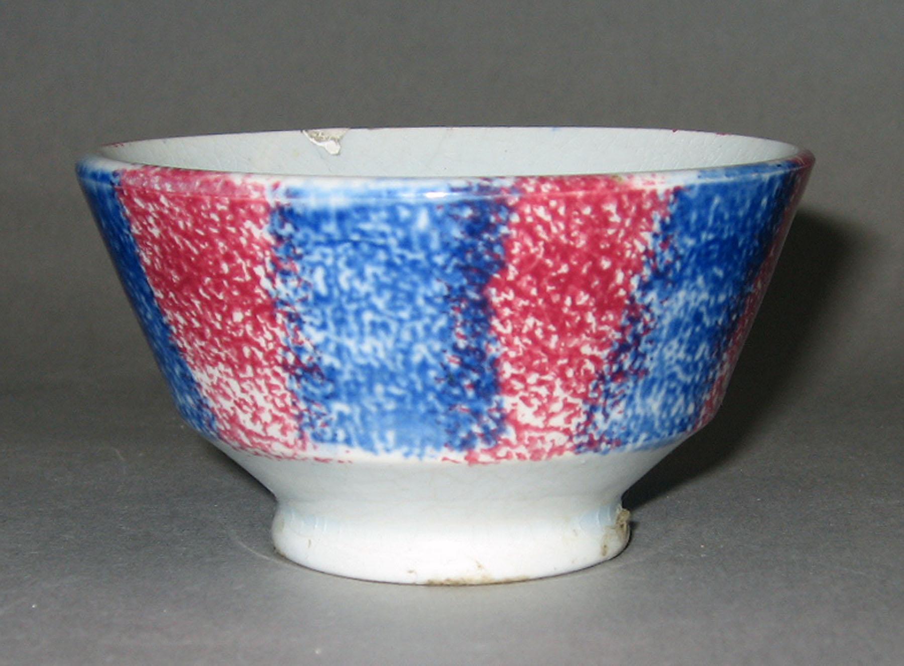 1966.1150.002 A Spatterware teabowl