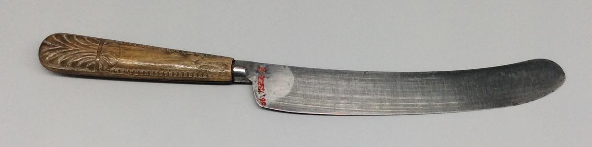 1966.1222.002 Knife, view 2