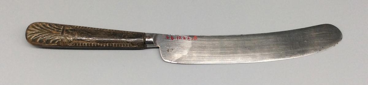 1966.1222.005 Knife, view 2