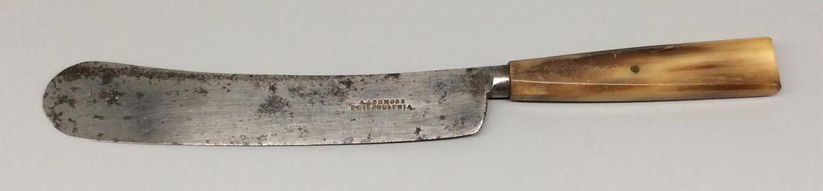 1966.1223.005 Knife, view 1
