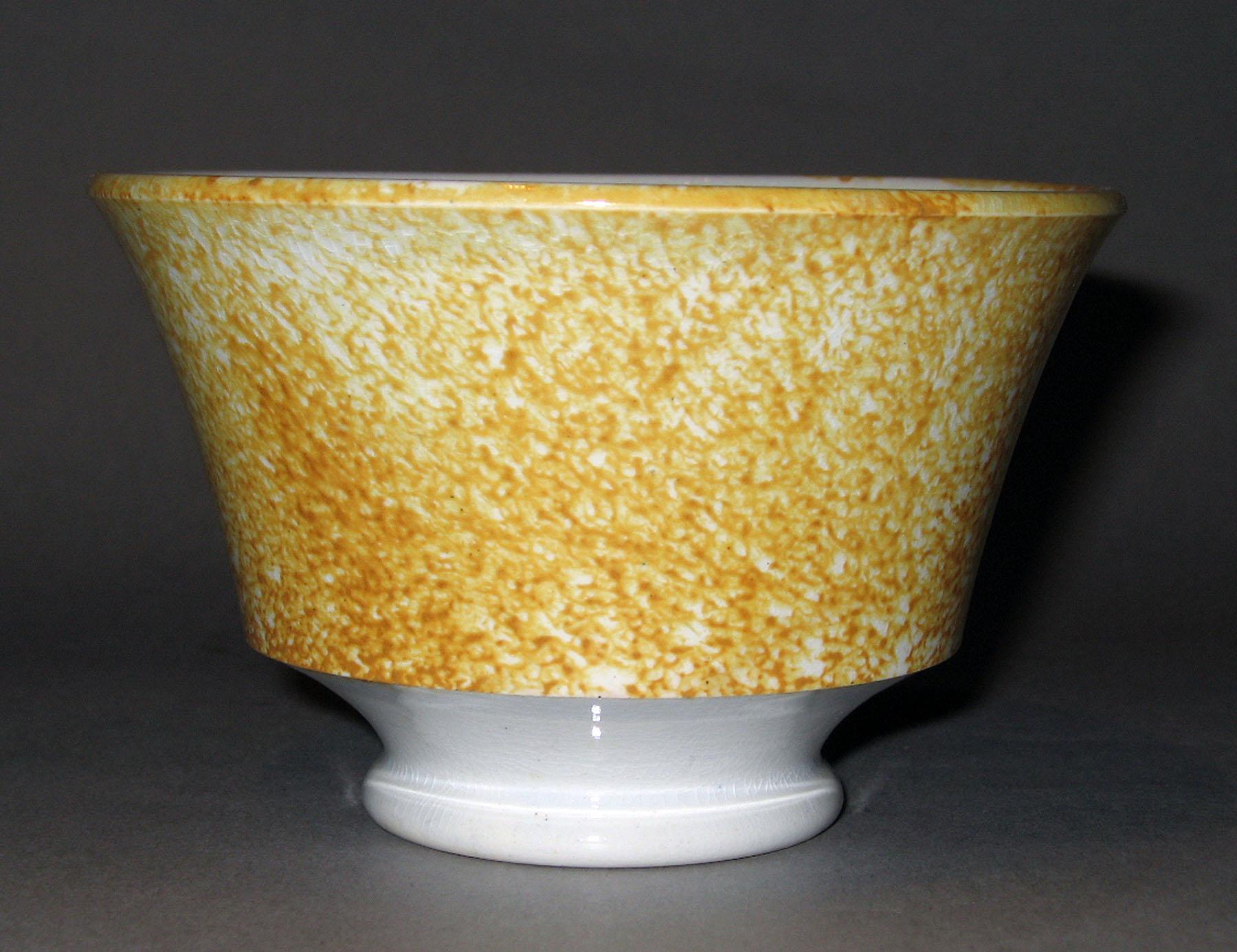 1966.1267.001 Spatterware tea bowl
