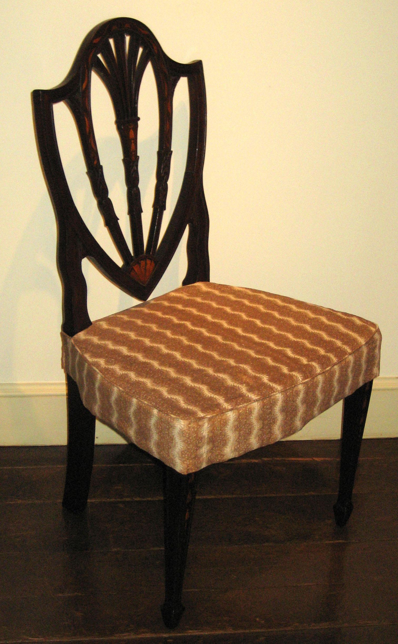 1951.0034 Chair and seat cover view 1