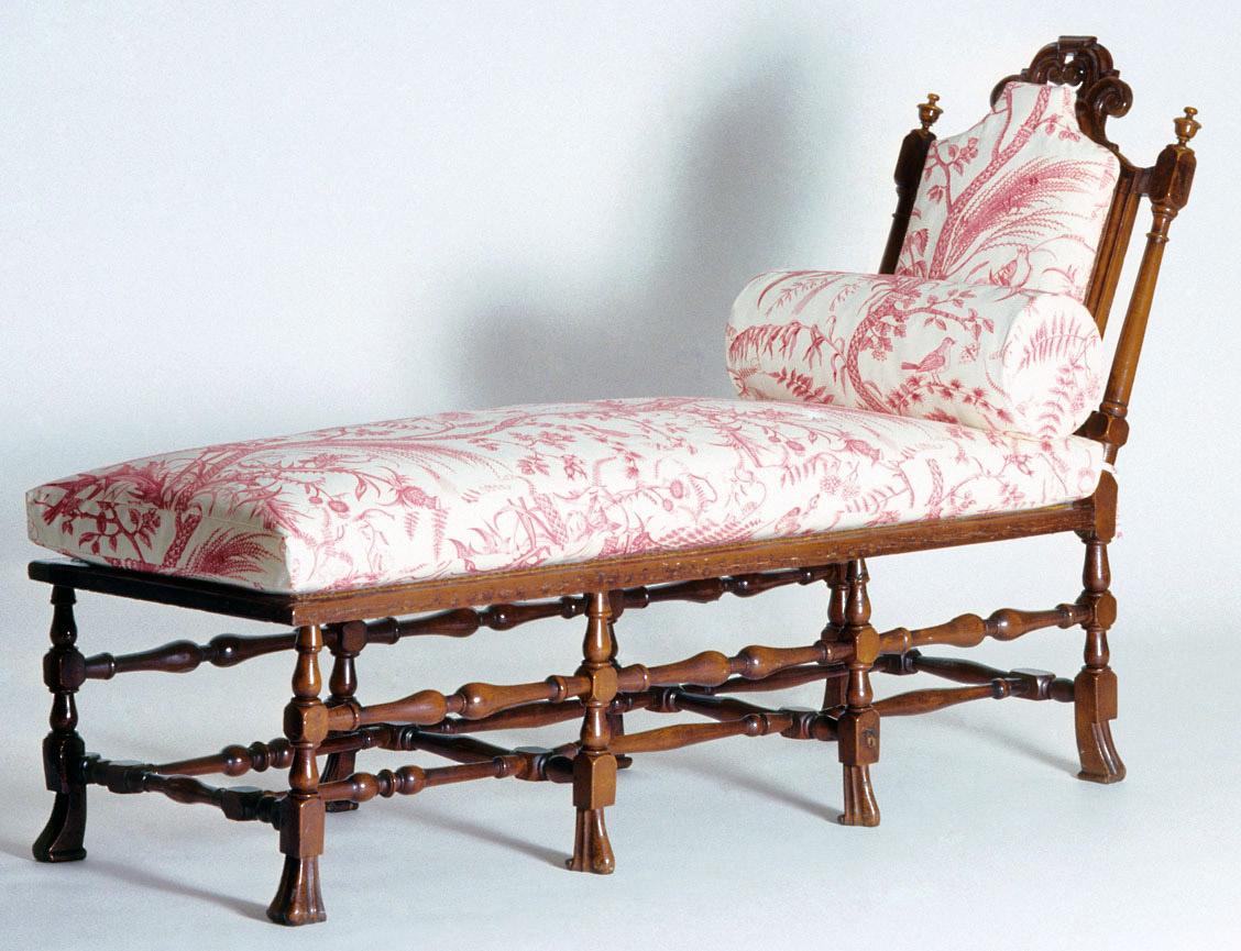 1966.1312 Couch, Daybed, view 1