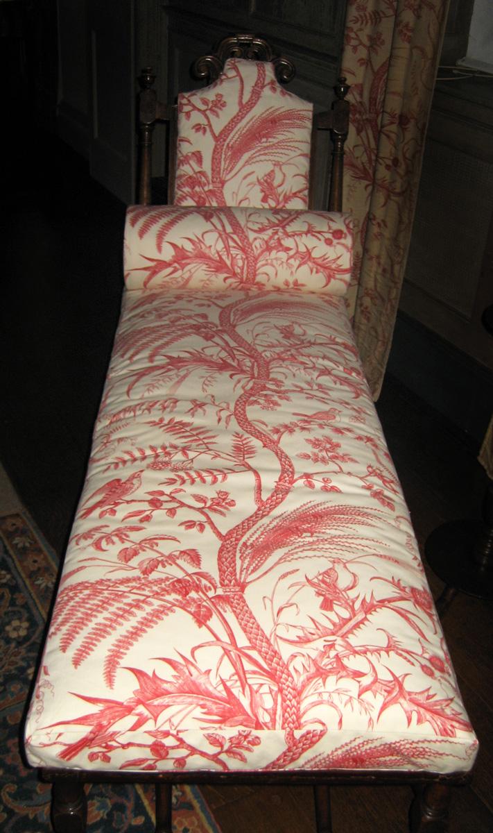 1966.1312 Daybed with cushions 1989.0501