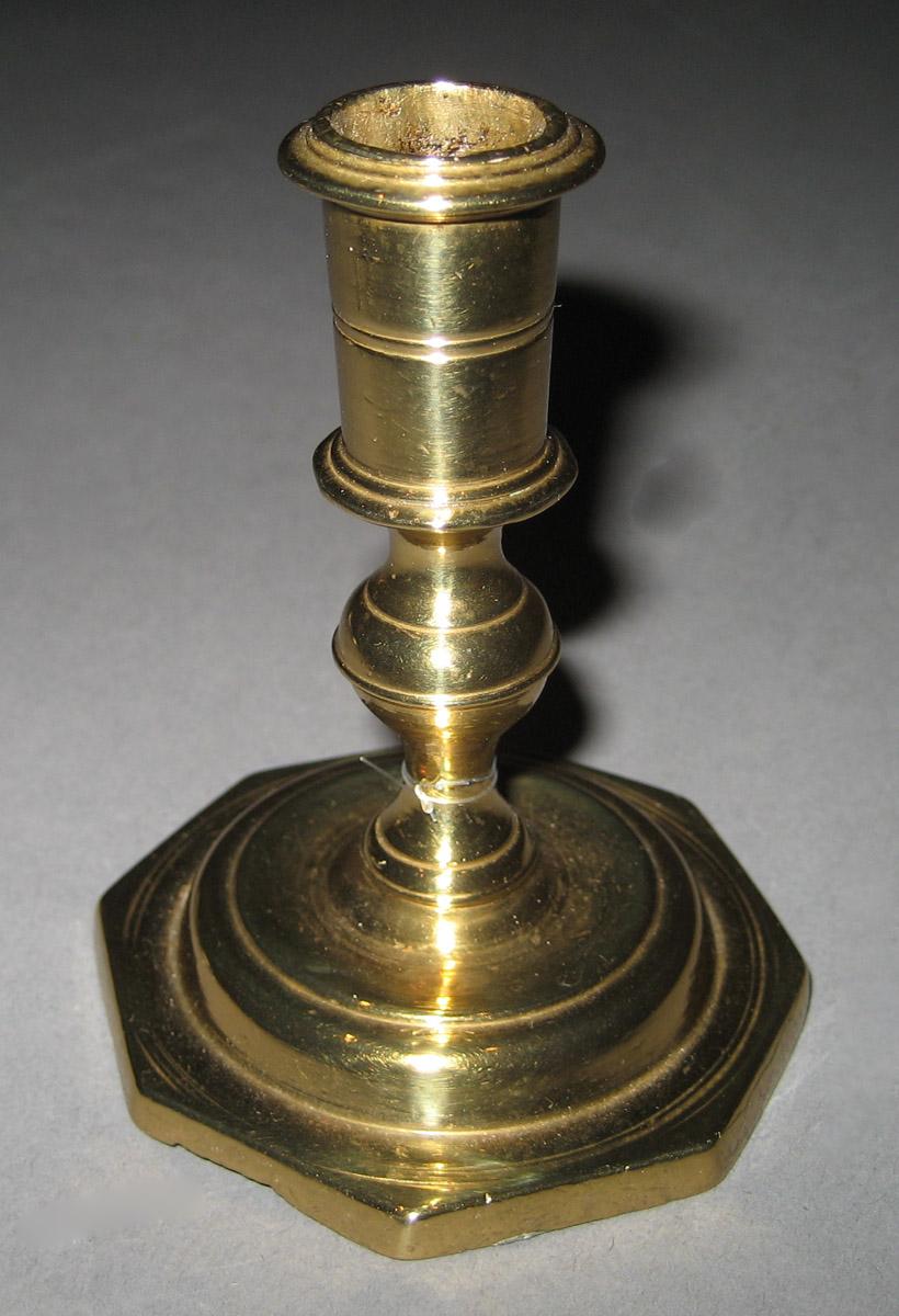 1966.1337 Candlestick