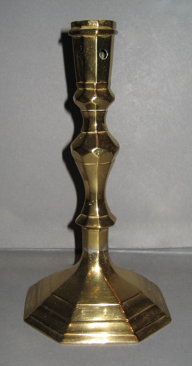 1966.1338 Candlestick