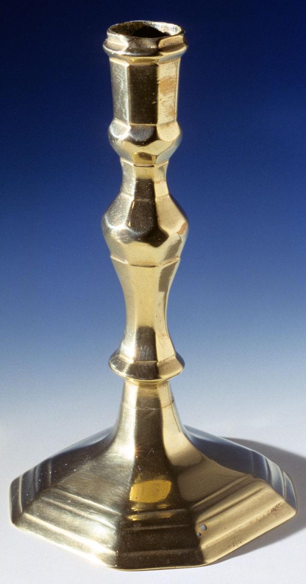1966.1339 Candlestick