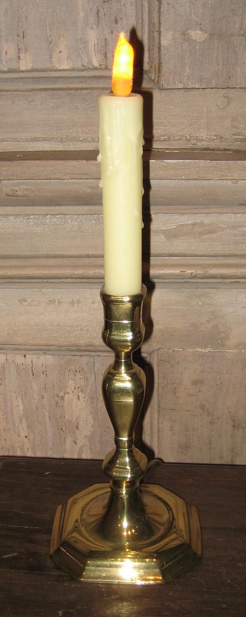 1966.1341 Candlestick