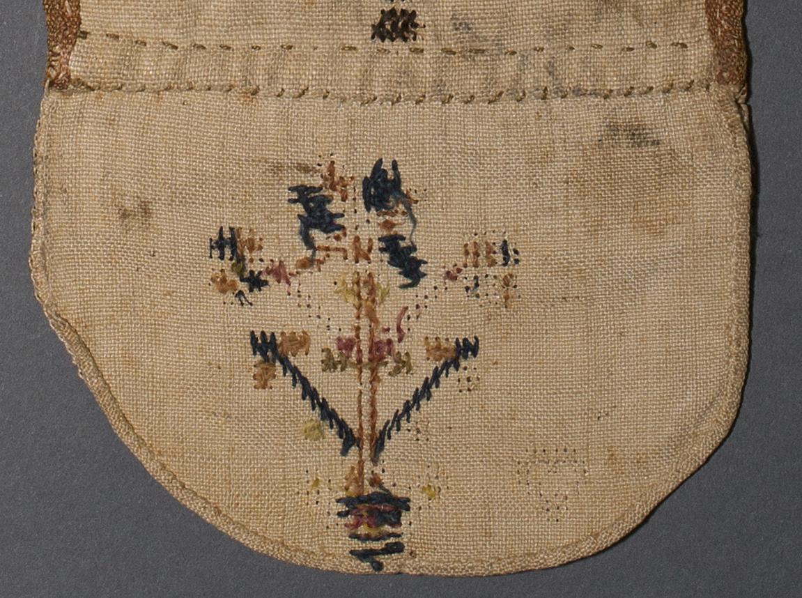 1966.1362 Huswif, Verso Detail 3