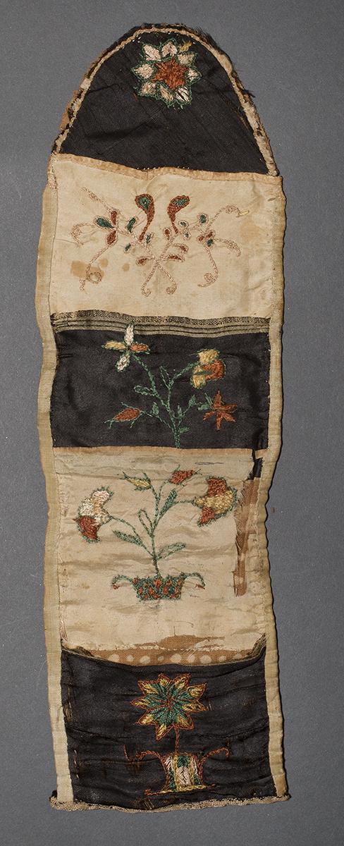 1966.1363 Sewing Roll