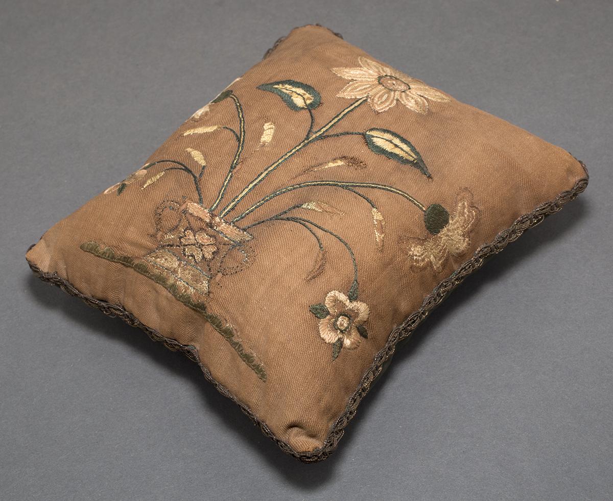 1966.1364 Pincushion