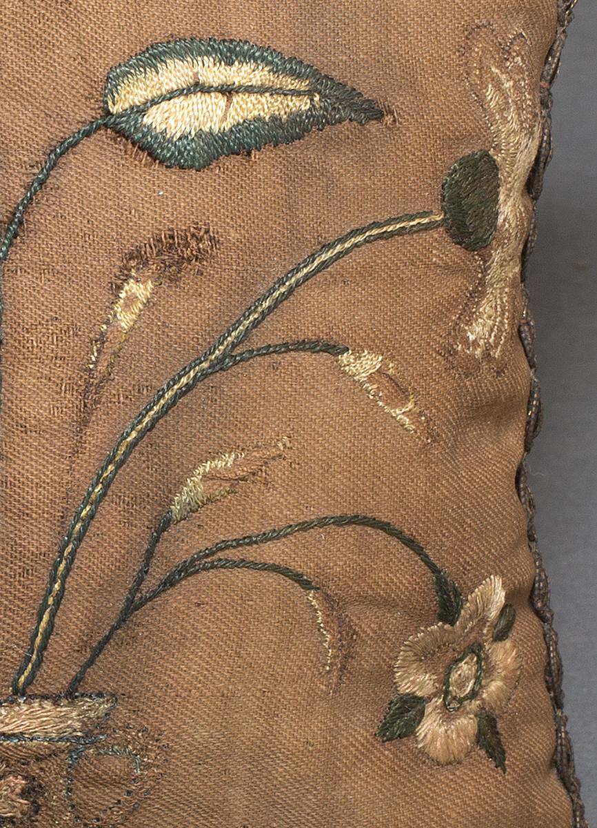 1966.1364 Pincushion, View 2 Detail 3