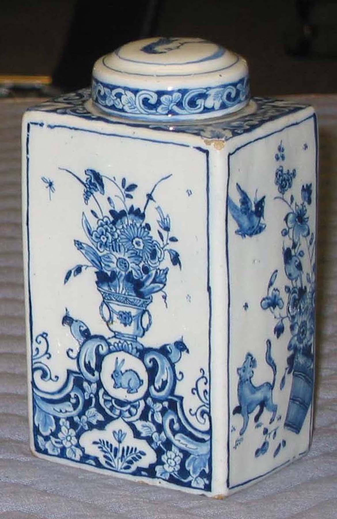 1966.1378 Dutch delft tea canister (side 2)