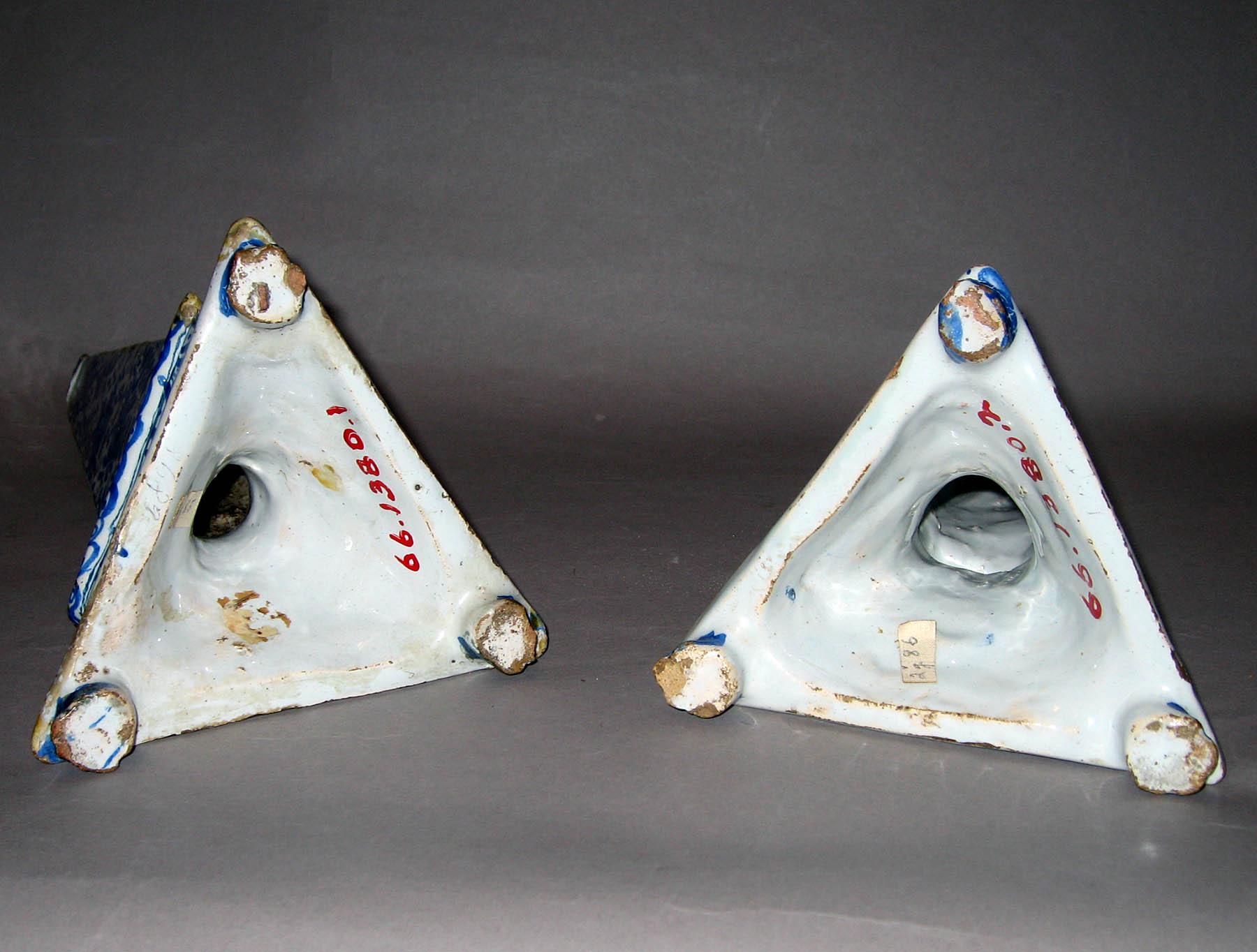 1966.1380.001, .002 Earthenware obelisks (underside)