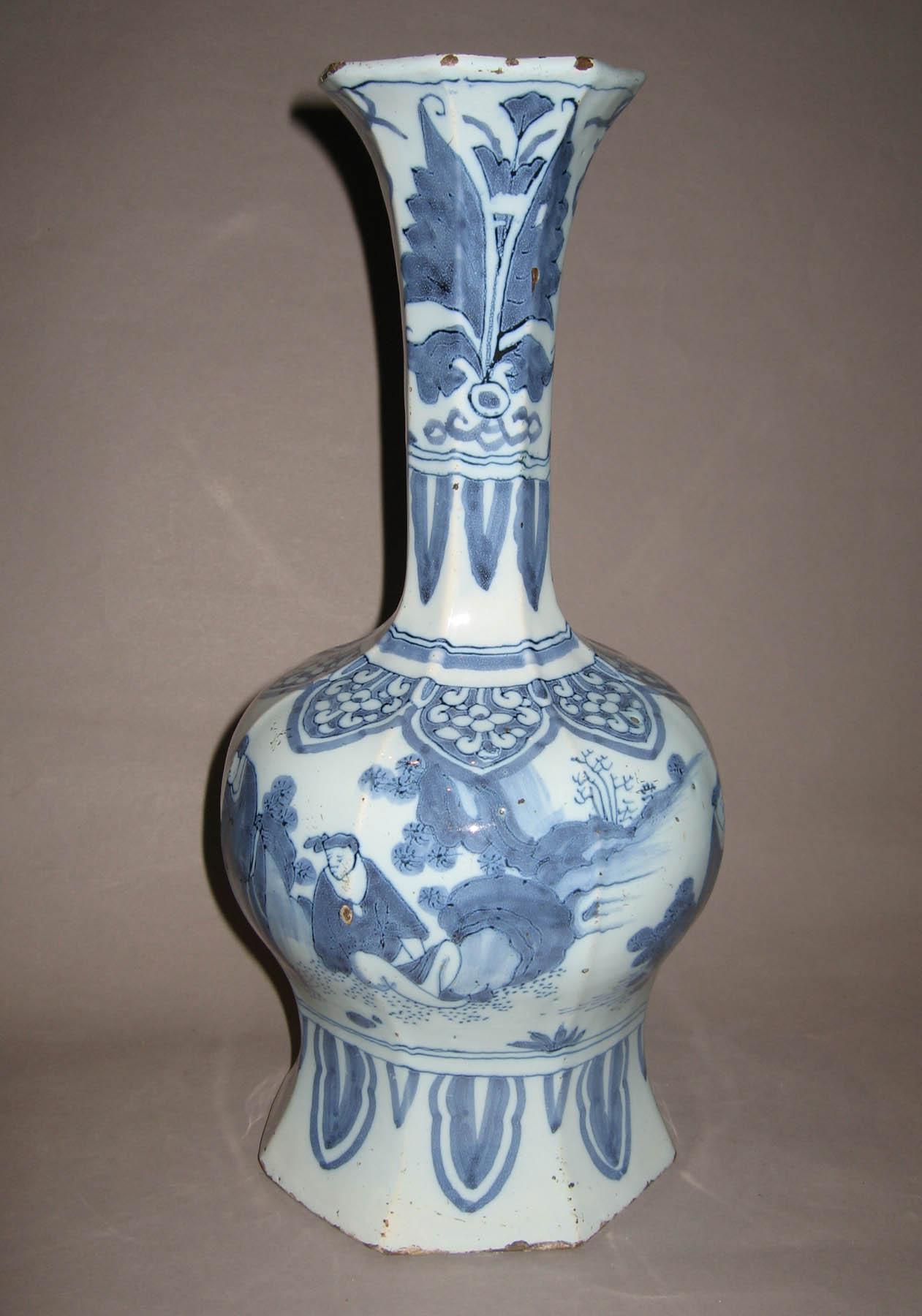 1961.1381.002 Earthenware vase