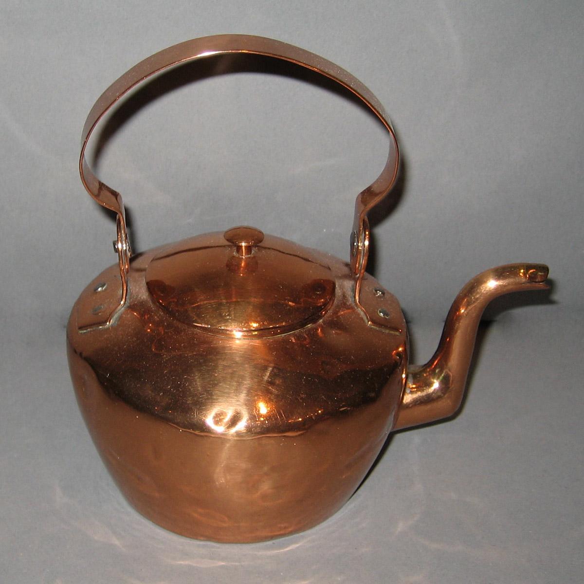 1966.1384 A, B Kettle