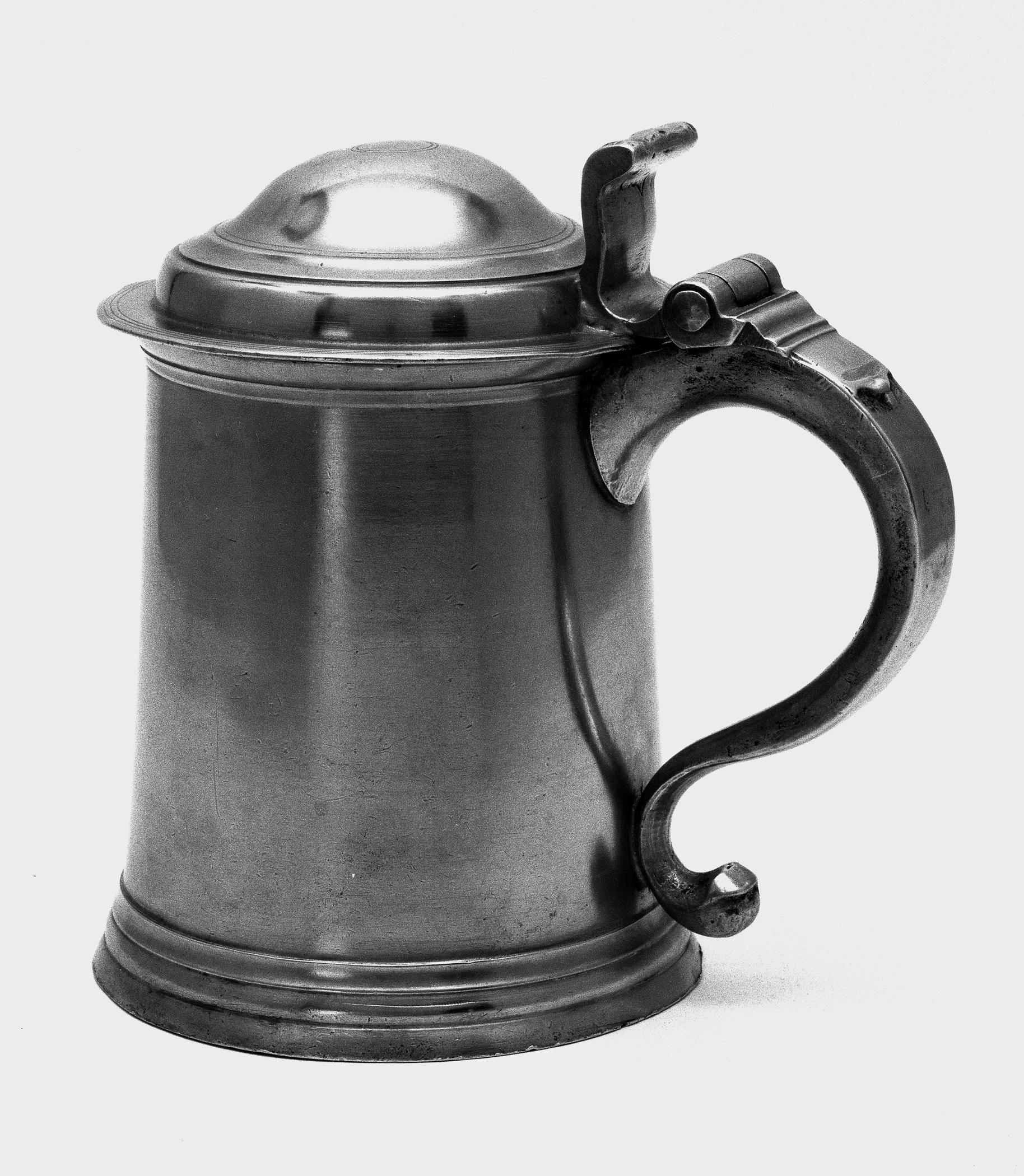 1966.1425 Pewter tankard