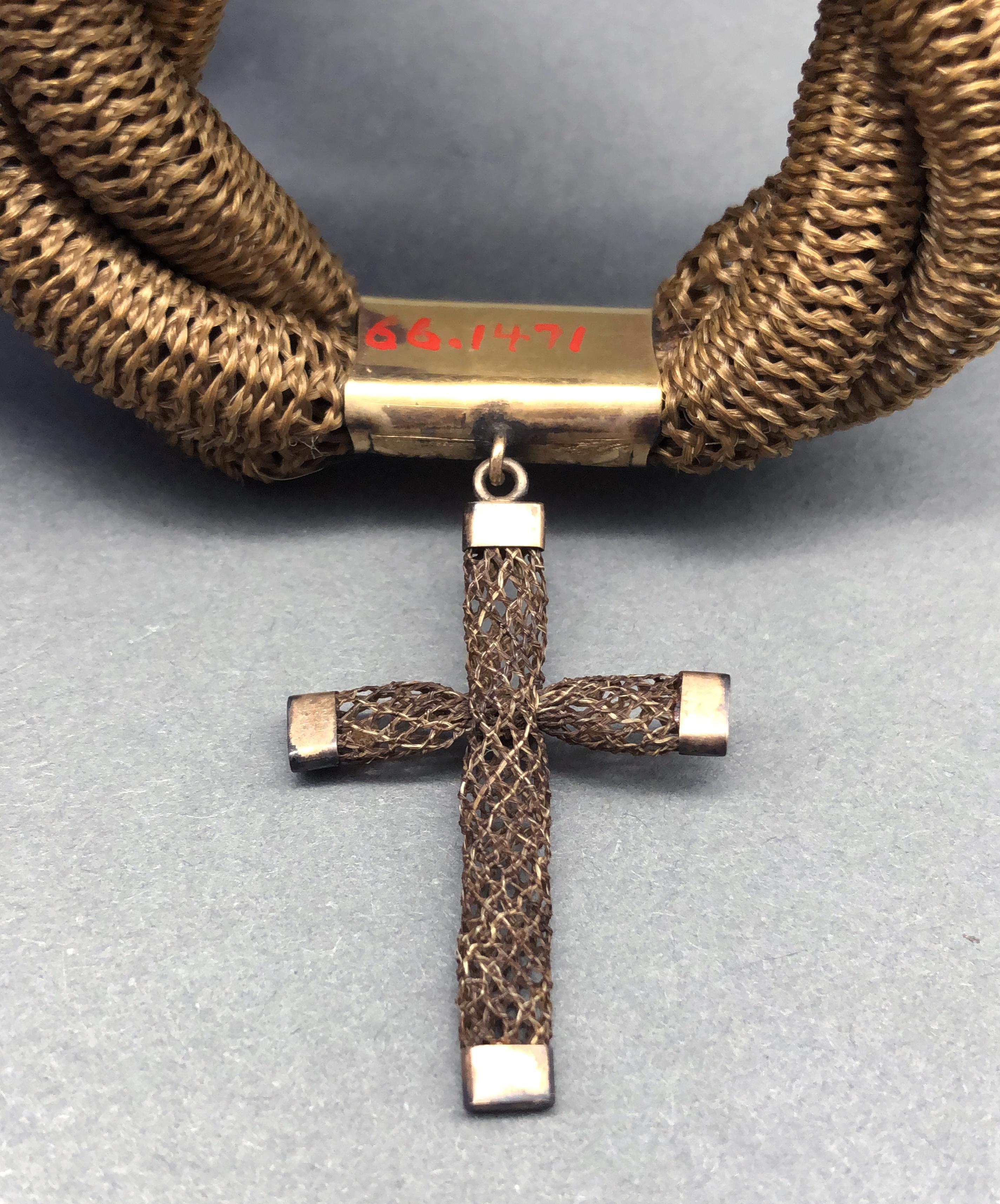 1966.1471 Bracelet, view7 detail