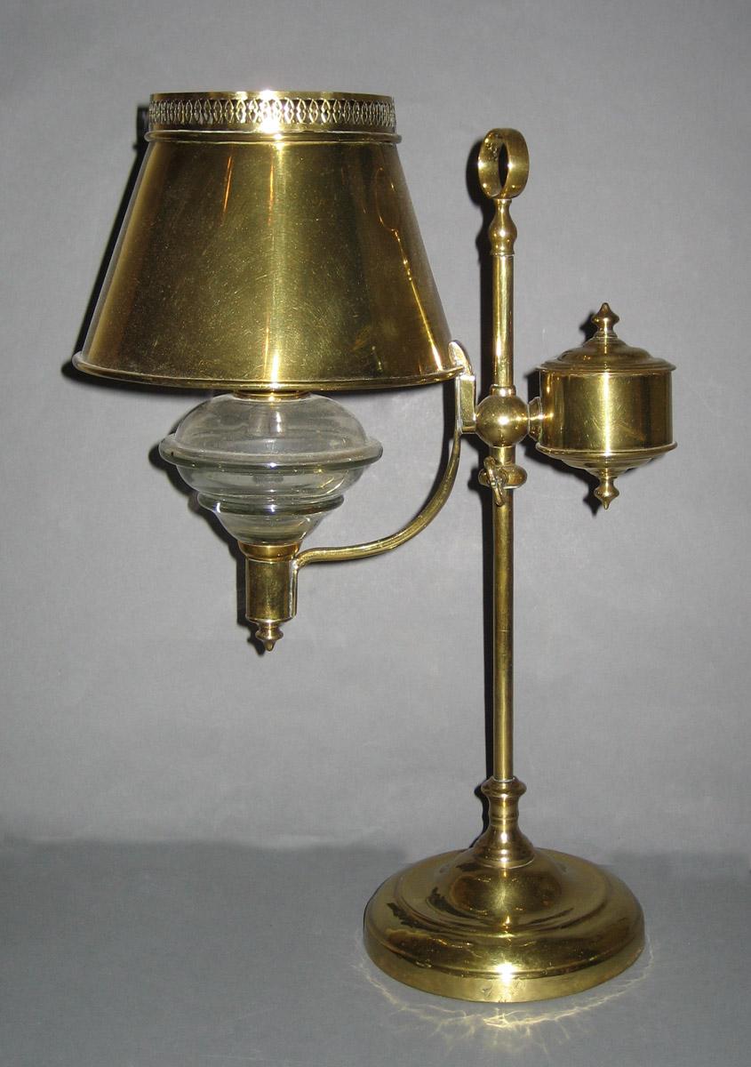 1966.1483 Lamp