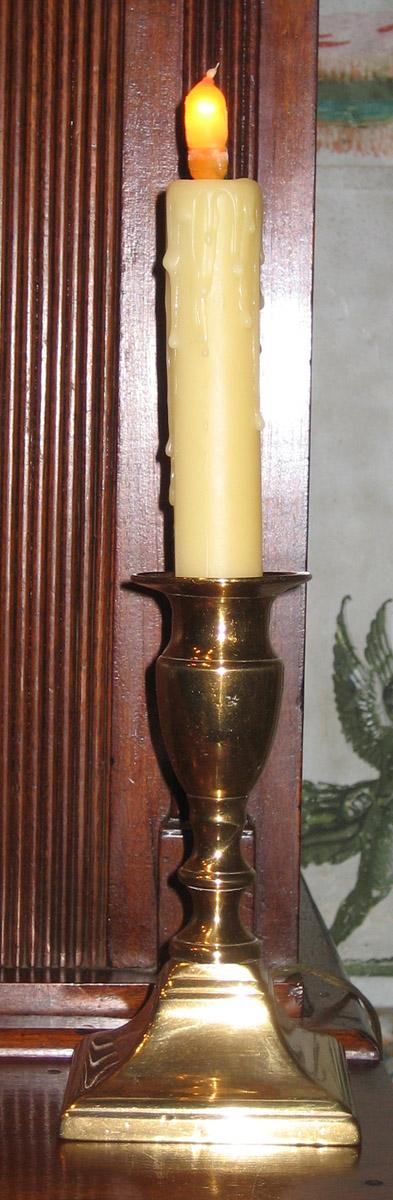 1966.1485.002 Candlestick