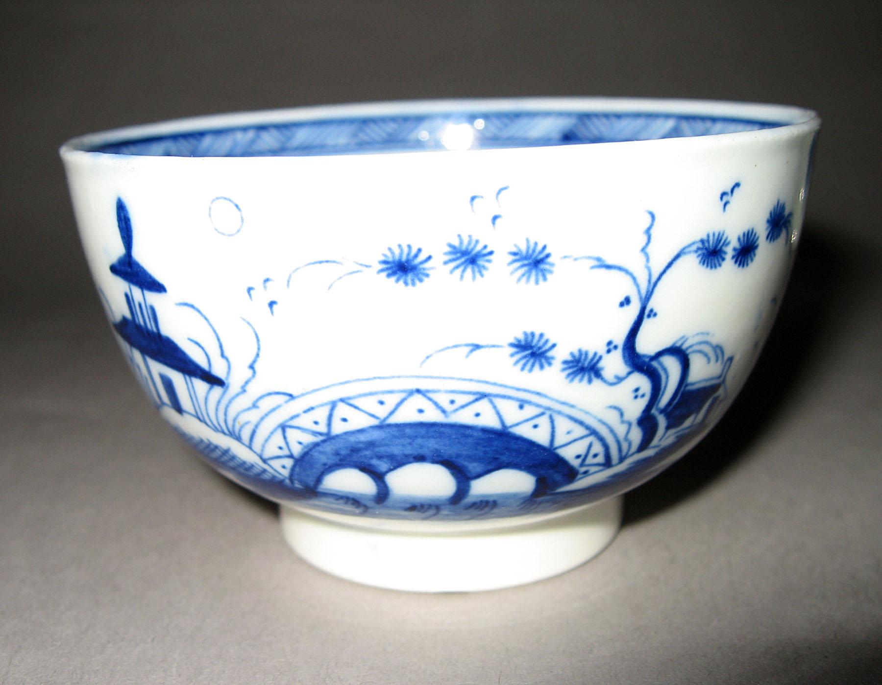 1952.0214 A Teabowl