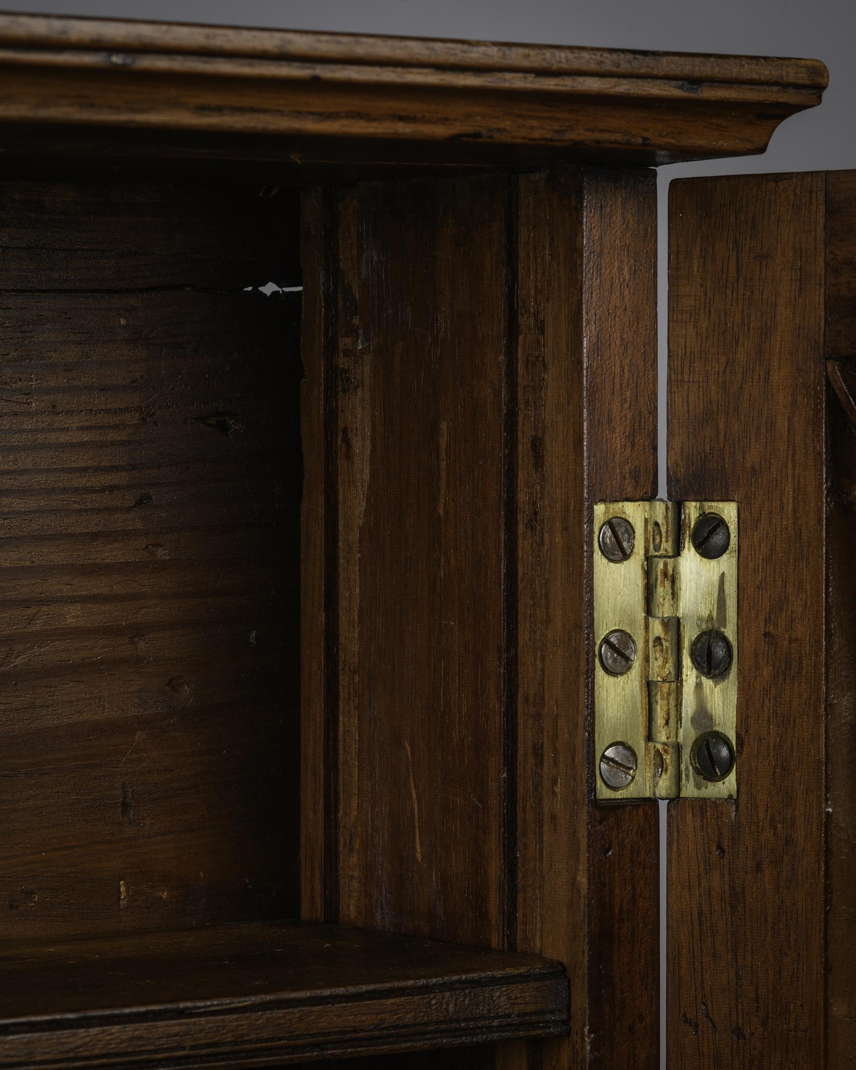 1967.0054 A, B Bookcase, detail 3