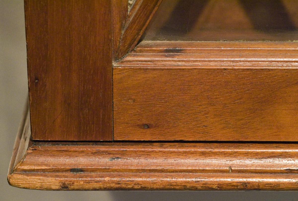 1967.0054 A, B Bookcase (detail 2)