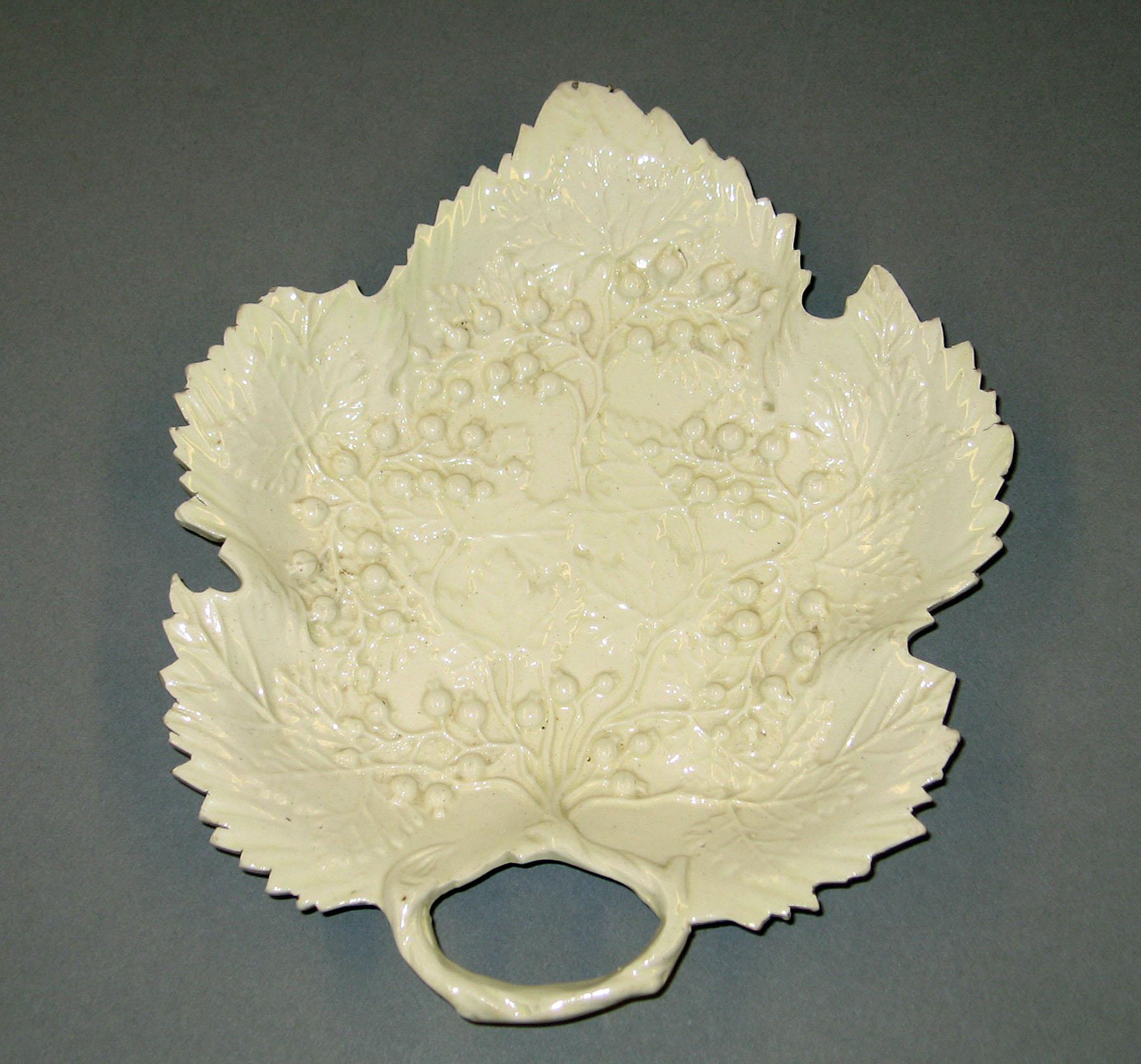 1967.0069.002 Creamware dish