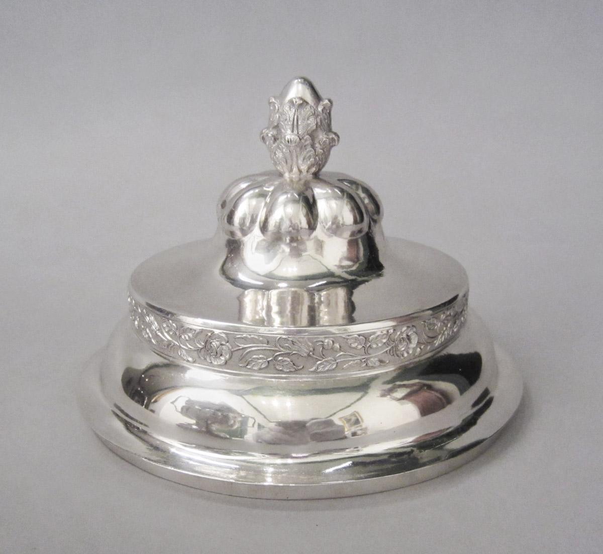 1967.0103.003 B Sugar bowl, lid