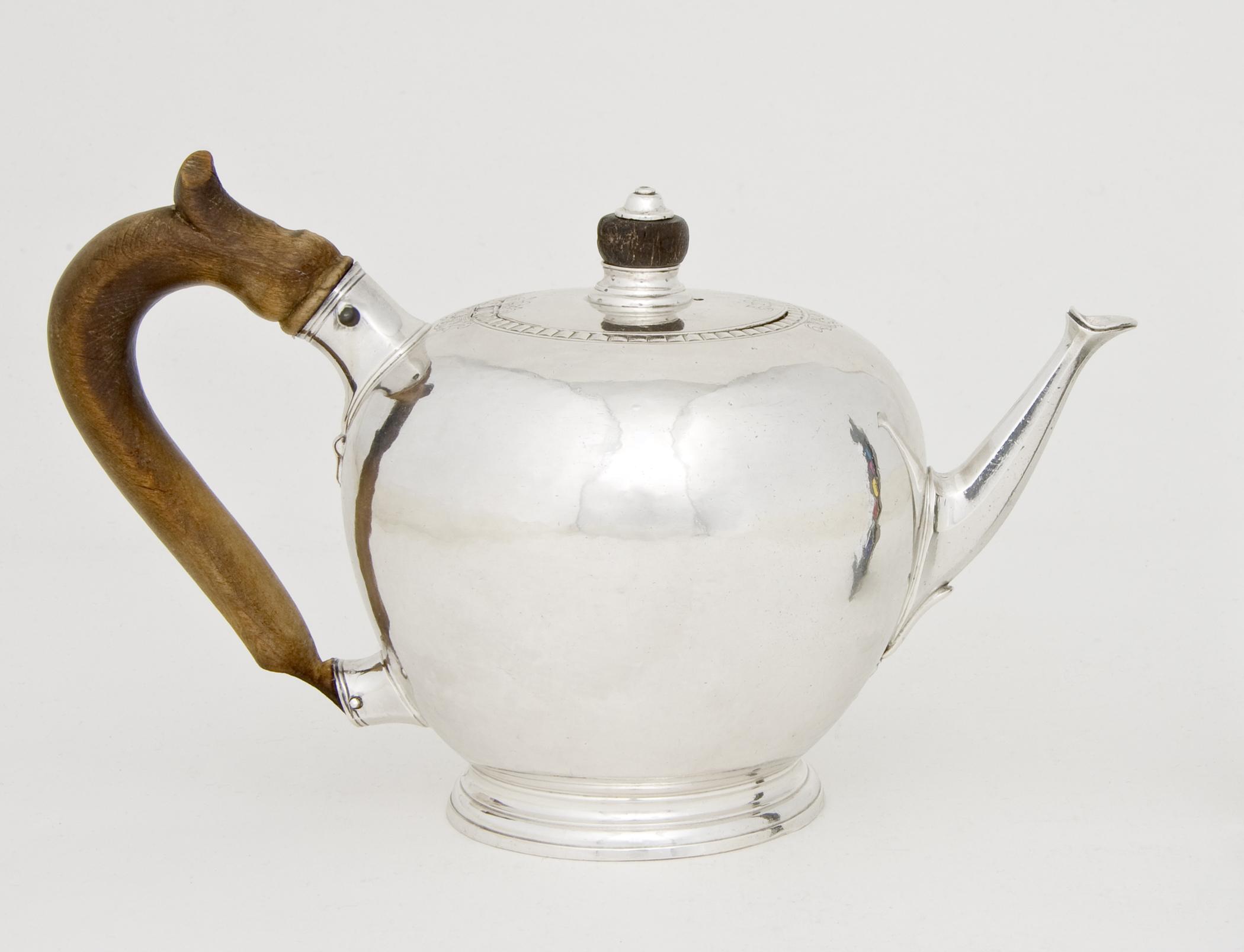 2016.0003 A, B Teapot, view 2, after conservation treatment, cropped