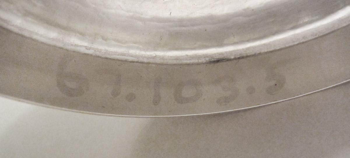 1967.0103.005 Cream pot, inscription