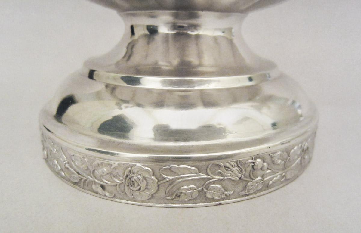 1967.0103.005 Cream pot, base