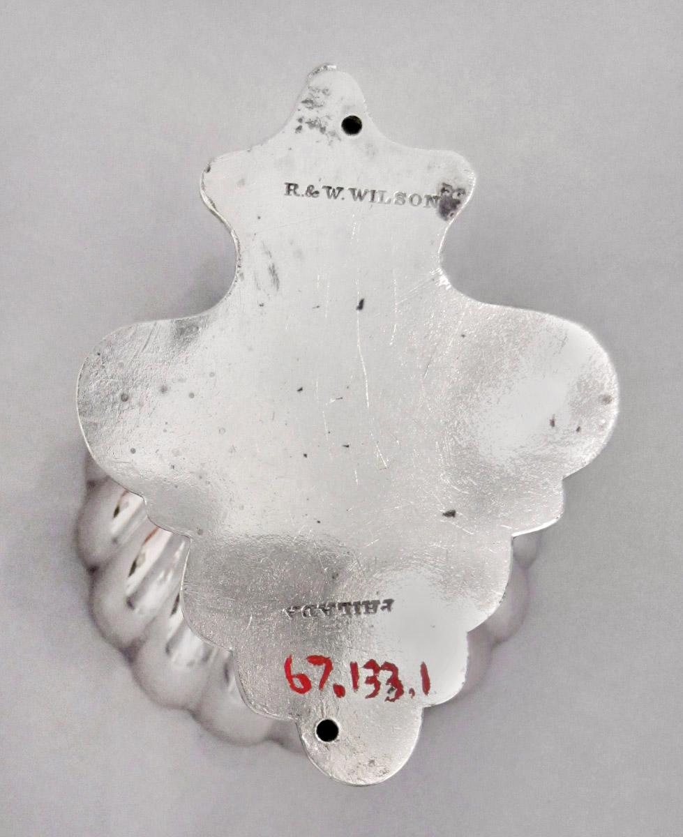 1967.0133.001 Salt cellar, underside