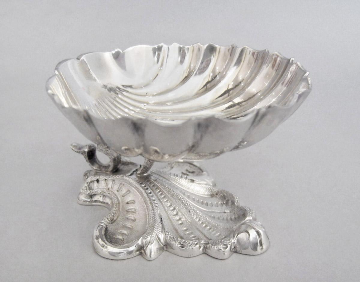 1967.0133.002 Salt cellar