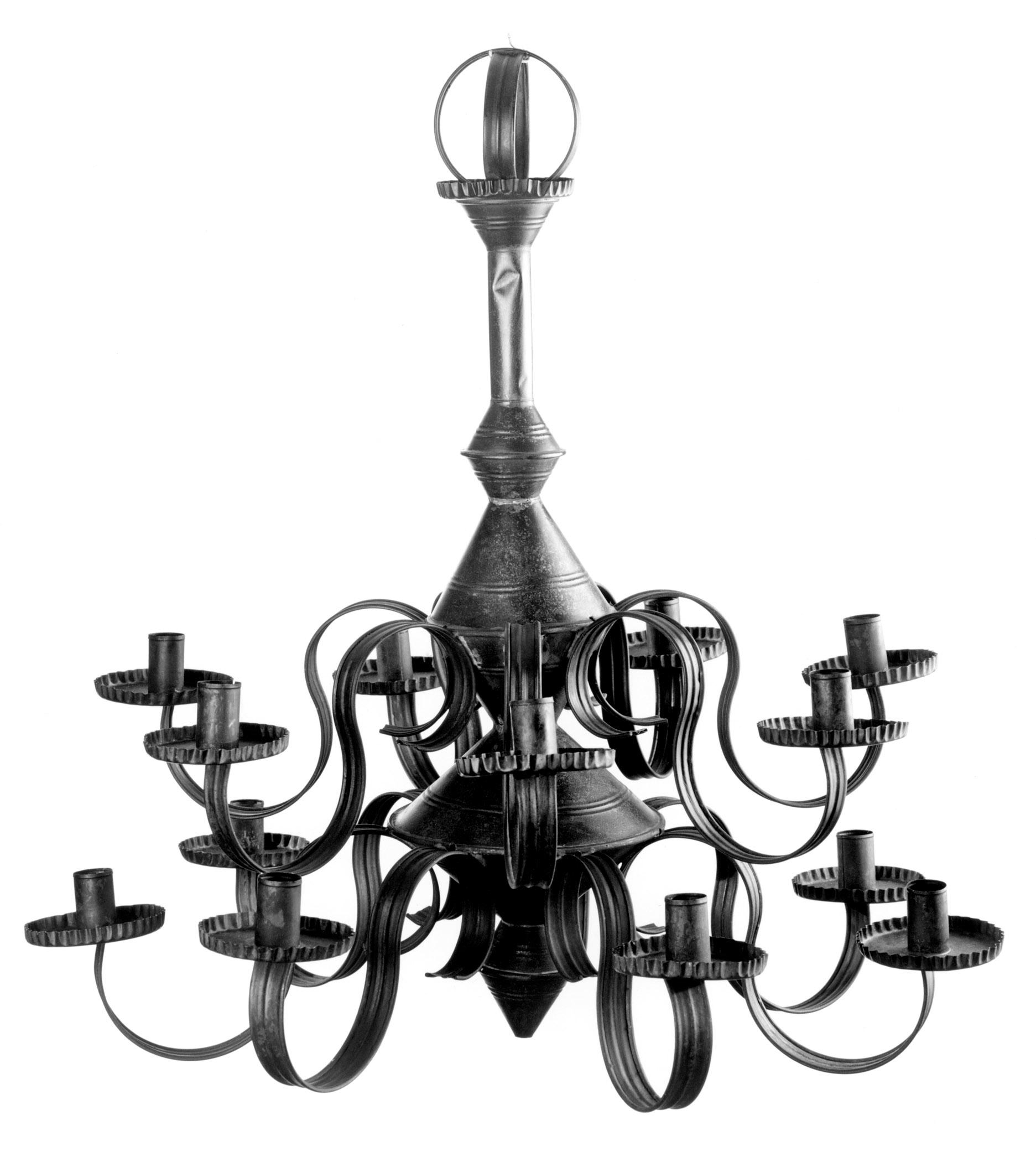 1967.0154 Chandelier, B+W